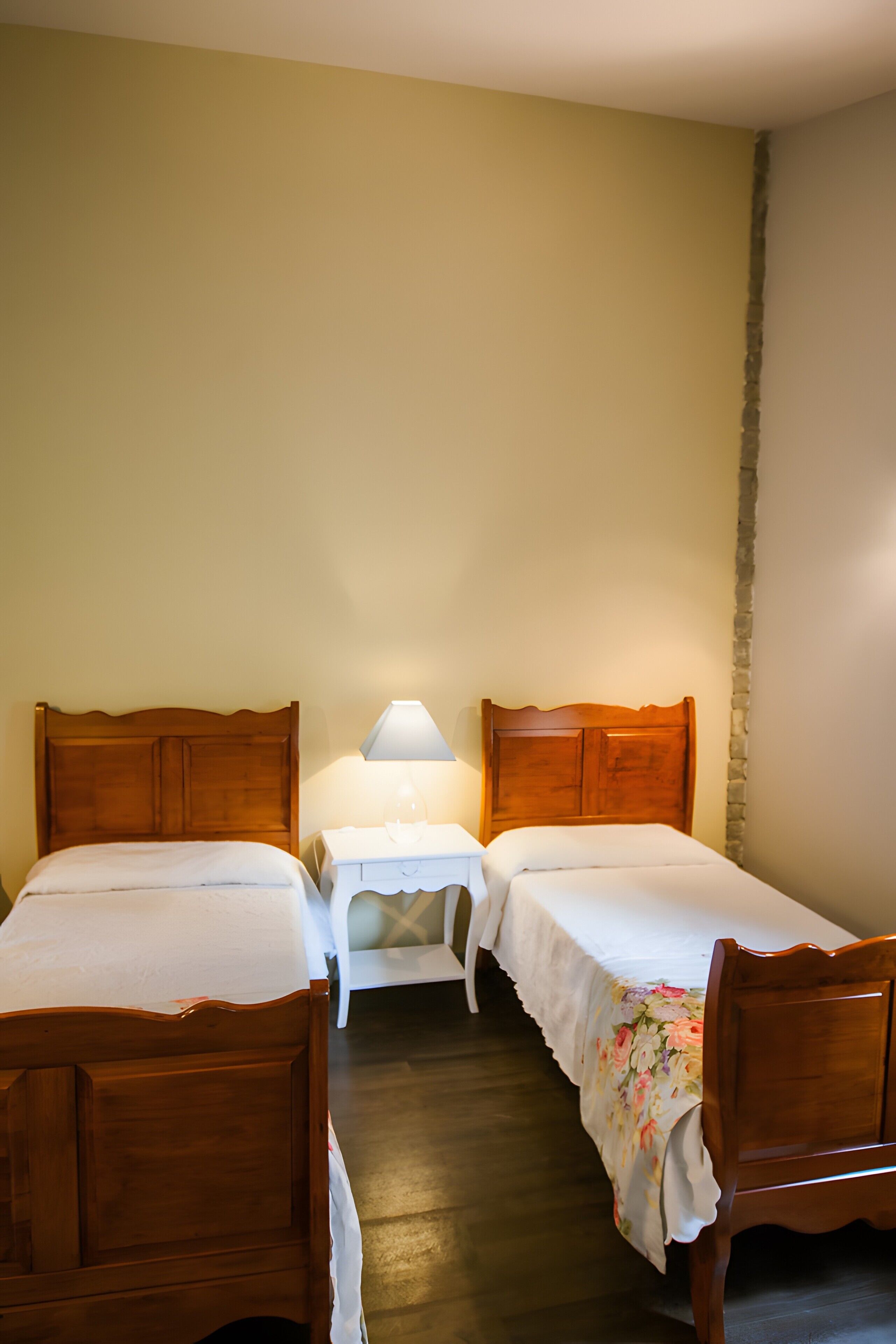 3 camere, ferro/asse da stiro, Wi-Fi gratuito, lenzuola