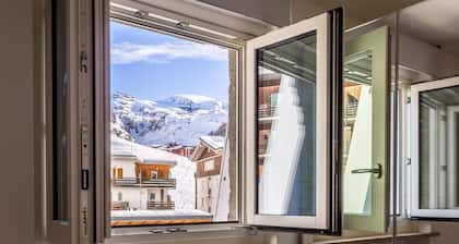 Comfortable apartment in Cervinia's center, just few steps away from the Cretaz