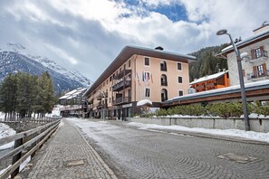 Exterior - Apartment 'Centro Santa Caterina' with Mountain View (Santa Caterina)