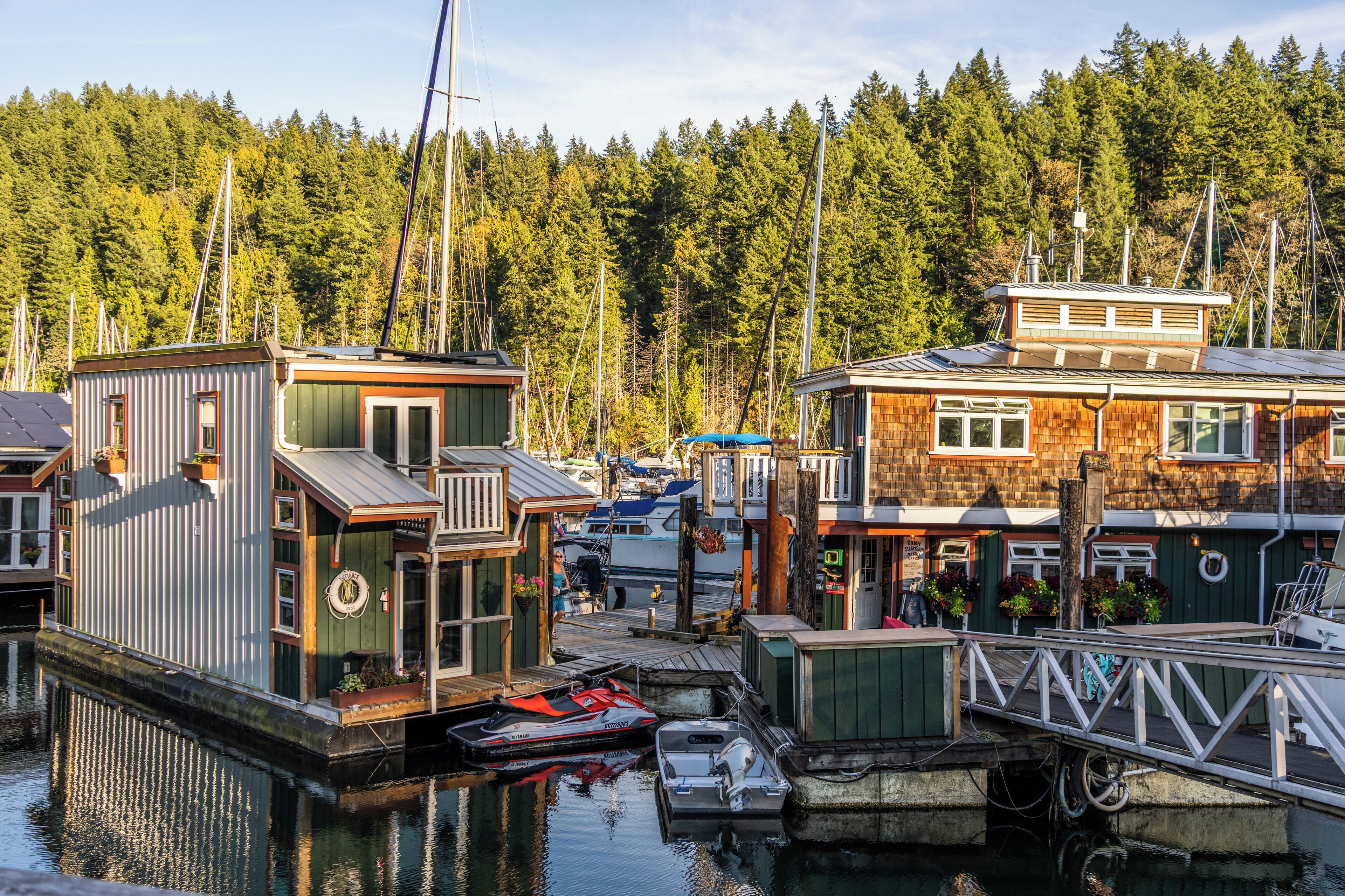 المنشأة من الخارج