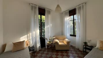 2 habitaciones, wifi gratis y ropa de cama