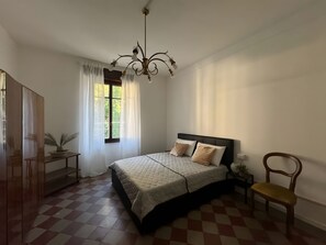 2 chambres, Wi-Fi gratuit, draps fournis