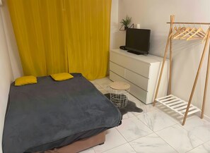 Wi-Fi de cortesia, roupa de cama
