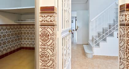 Holiday Home 'López' with Private Terrace, Wi-Fi and Air Conditioning