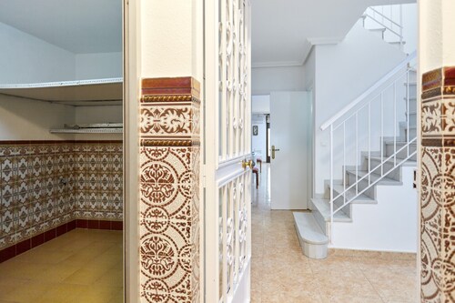 Holiday Home 'López' with Private Terrace, Wi-Fi and Air Conditioning