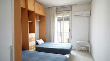 4 bedrooms, free WiFi, bed sheets