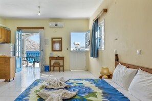 1 bedroom, free WiFi, bed sheets