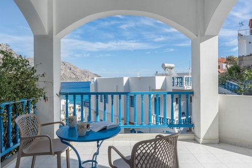 Studio Apartment 'Double No 1' with Sea View, Wi-Fi and Air Conditioning