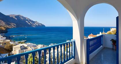 Apartamento 'No 2' con vistas al mar, Wi-Fi y aire acondicionado