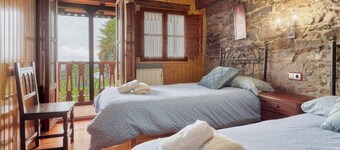 Casa di campagna 'Abuelo Jose I I' con vista sulle montagne, balcone e Wi-Fi