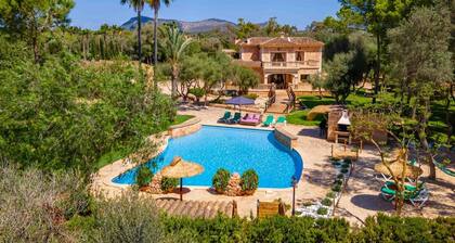 Villa 'Florentina' with Private Pool, Wi-Fi and Air Conditioning