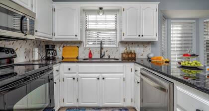 Azure Sky- A Relaxing Haven in the Heart of Texas