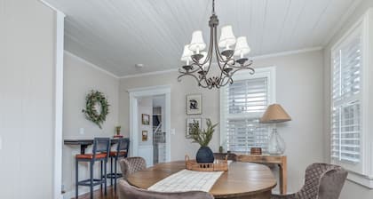 Historic Haven off the River Road