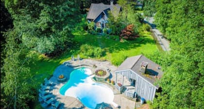Charming 2-bedroom cottage in delightful Eldred with WiFi