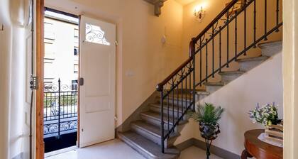 Calise House - Elegant 1920s Villa w/ Garage