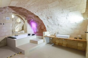 Spa - GuestHost - Angelica Home - Central apartment in Matera (Matera)