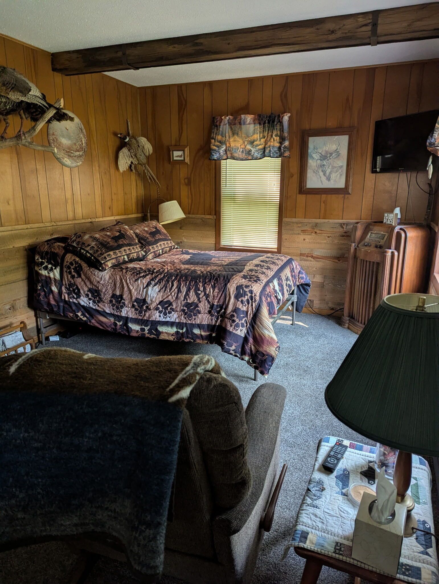 1 bedroom, bed sheets
