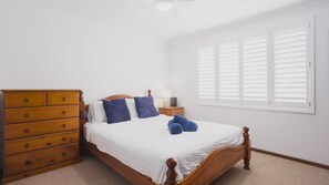 3 Schlafzimmer, Bügeleisen/Bügelbrett, kostenloses WLAN, Bettwäsche