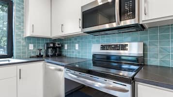 Microwave, dishwasher