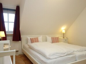 Unclassified image, 4 of 15, button