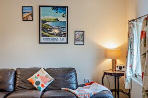 TV, fireplace, stereo - Castle Forge Historic Purbeck Forge in Kingston Corfe Castle (Kingston)
