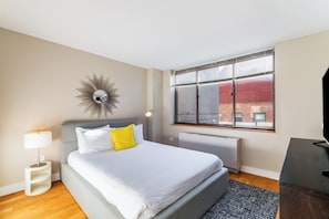 2 bedrooms, iron/ironing board, free WiFi, bed sheets