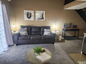 Smart TV - 2BR Cozy Condo ~ Centrally Located (FC27-6) (Branson)