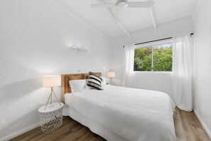 1 bedroom, desk, iron/ironing board, WiFi - PA3 Noosa, Sunshine Beach,private courtyard (Sunshine Beach)