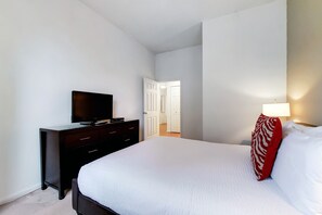 Unclassified image, 4 of 9, button