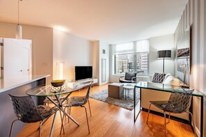 Immagine non classificata, 2 di 8, pulsante