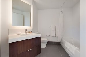 Unclassified image, 5 of 6, button