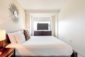 2 bedrooms, iron/ironing board, free WiFi