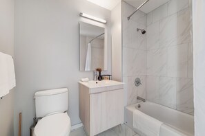 Unclassified image, 2 of 9, button