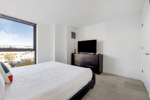 1 bedroom, iron/ironing board, free WiFi