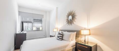 1 habitación, tabla de planchar con plancha, wifi gratis y ropa de cama