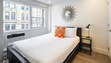 1 chambre, fer et planche à repasser, accès au Wi-Fi (inclus)