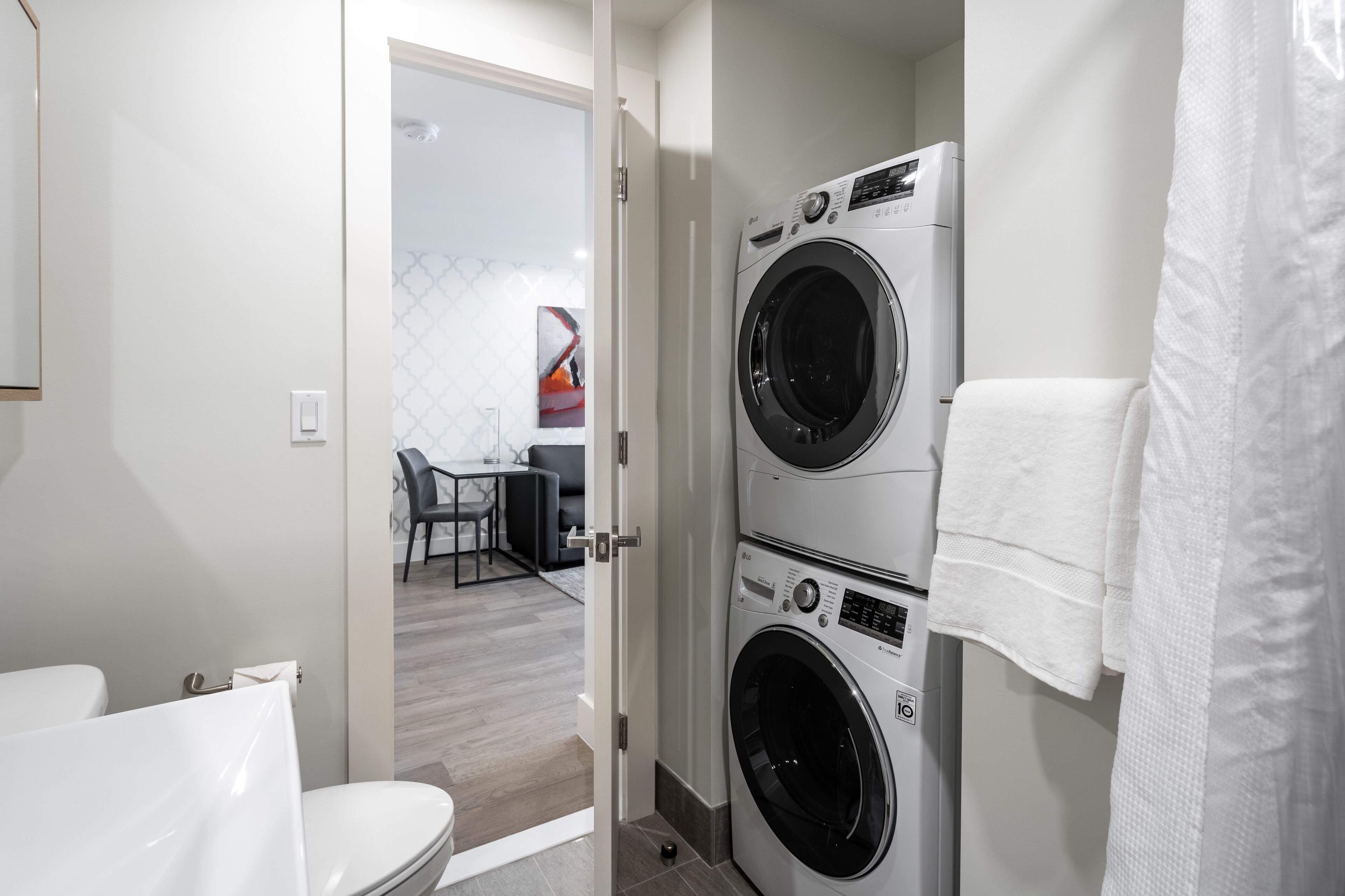 Séchoir à cheveux, shampooing