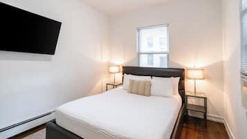 1 slaapkamer, een strijkplank/strijkijzer, gratis wifi