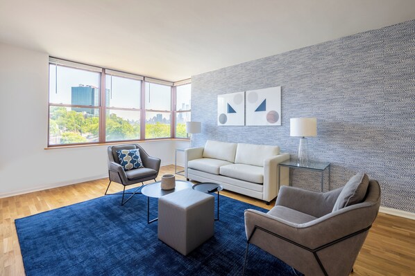 Imagen sin descripción, 1 de 9, botón