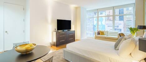 Iron/ironing board, free WiFi, bed sheets