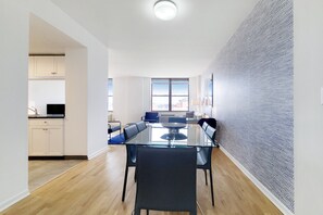 Dining - Upscale Fully Furnished Two-Bedroom in Hoboken (Hoboken)