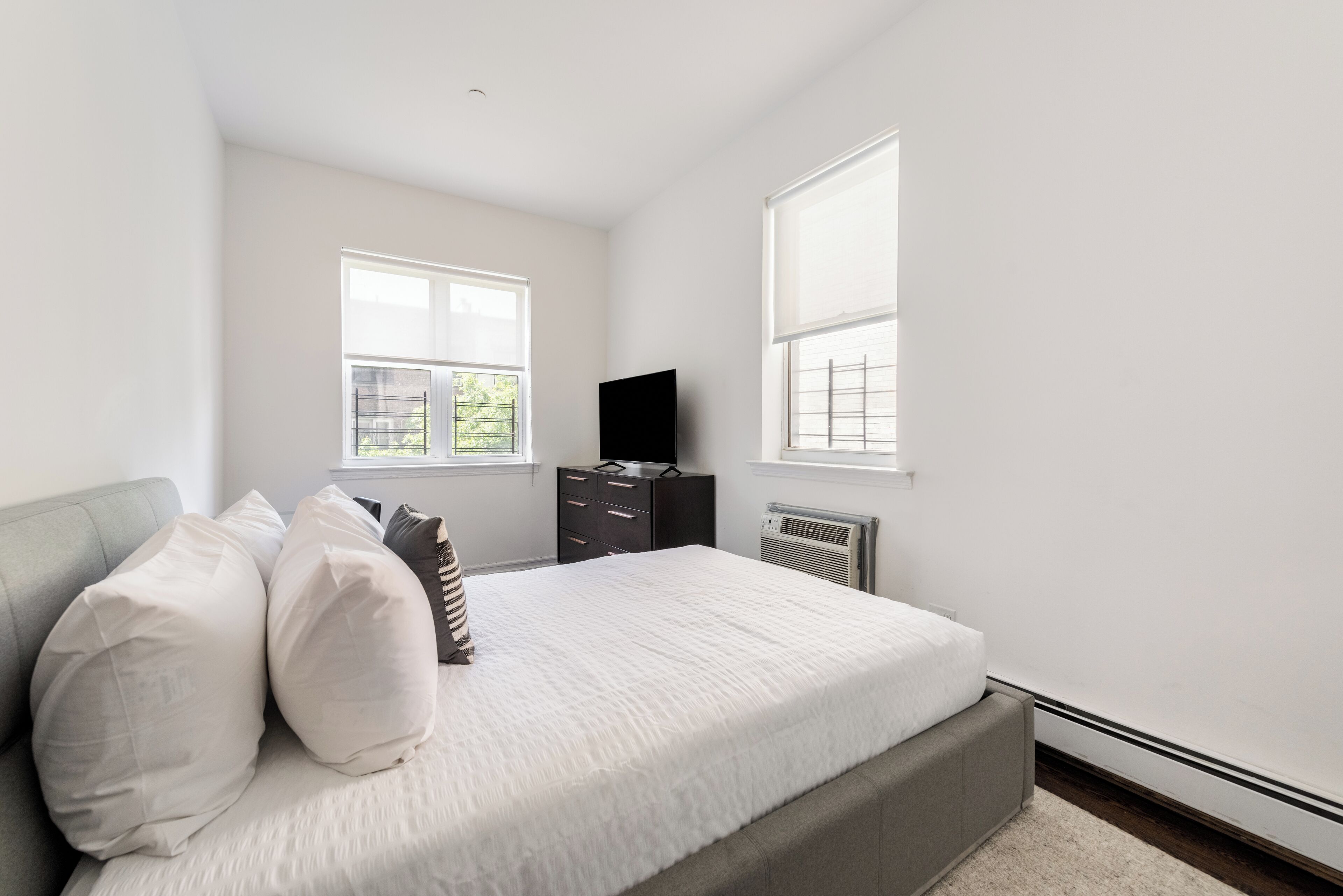 1 bedroom, iron/ironing board, free WiFi