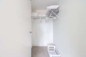 Interior - Modern & Sleek One-Bedroom in Kendall Square (Cambridge)