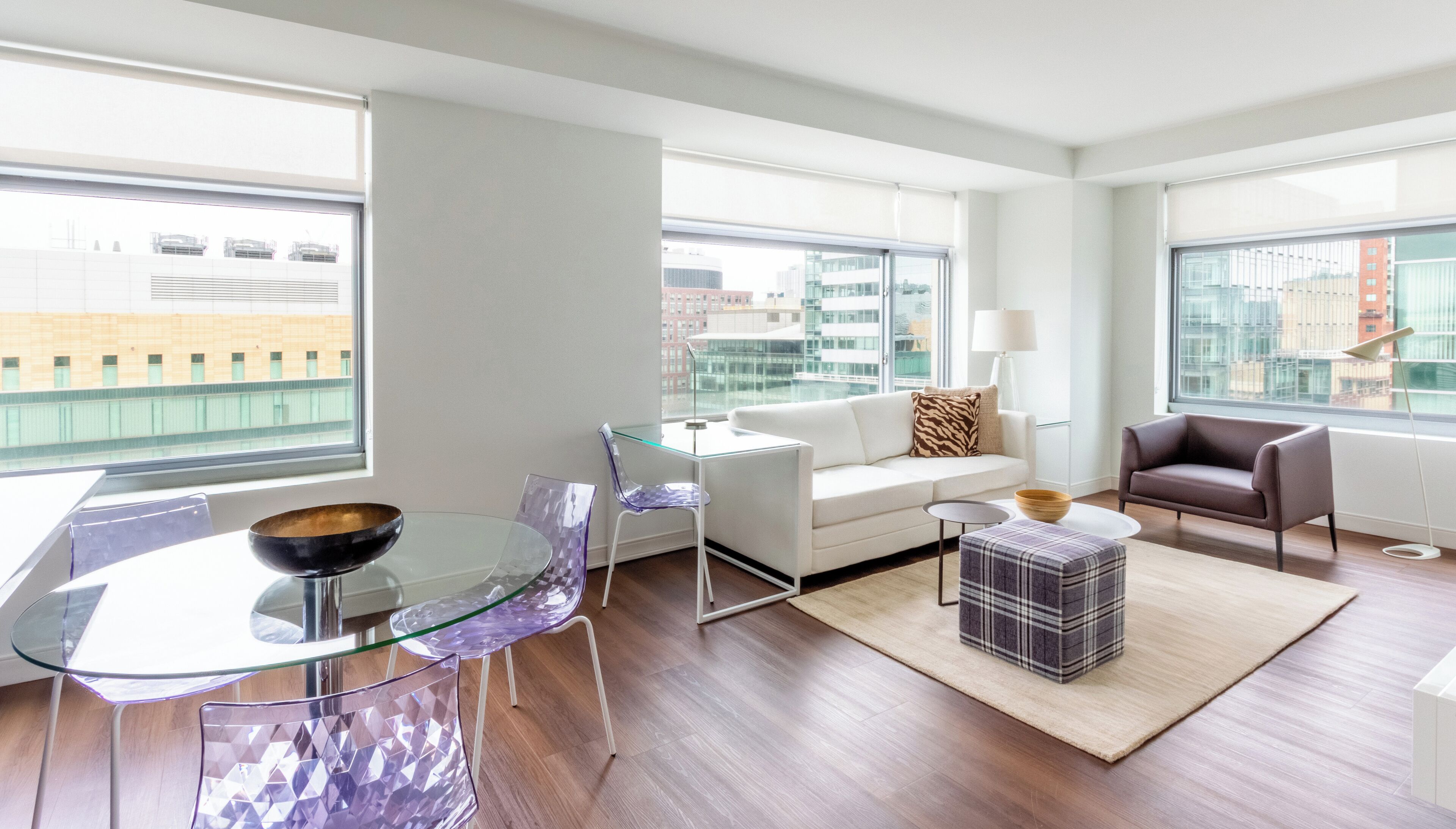 المنشأة من الداخل