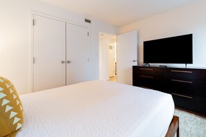 1 soverom, strykejern/-brett, wi-fi (inkludert) og sengetøy