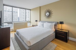 Unclassified image, 5 of 11, button