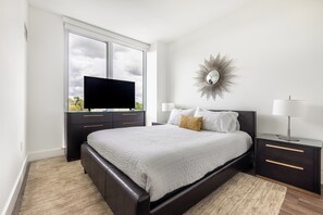 1 bedroom, iron/ironing board, free WiFi, bed sheets - Contemporary One Bedroom in Downtown White Plains (White Plains)