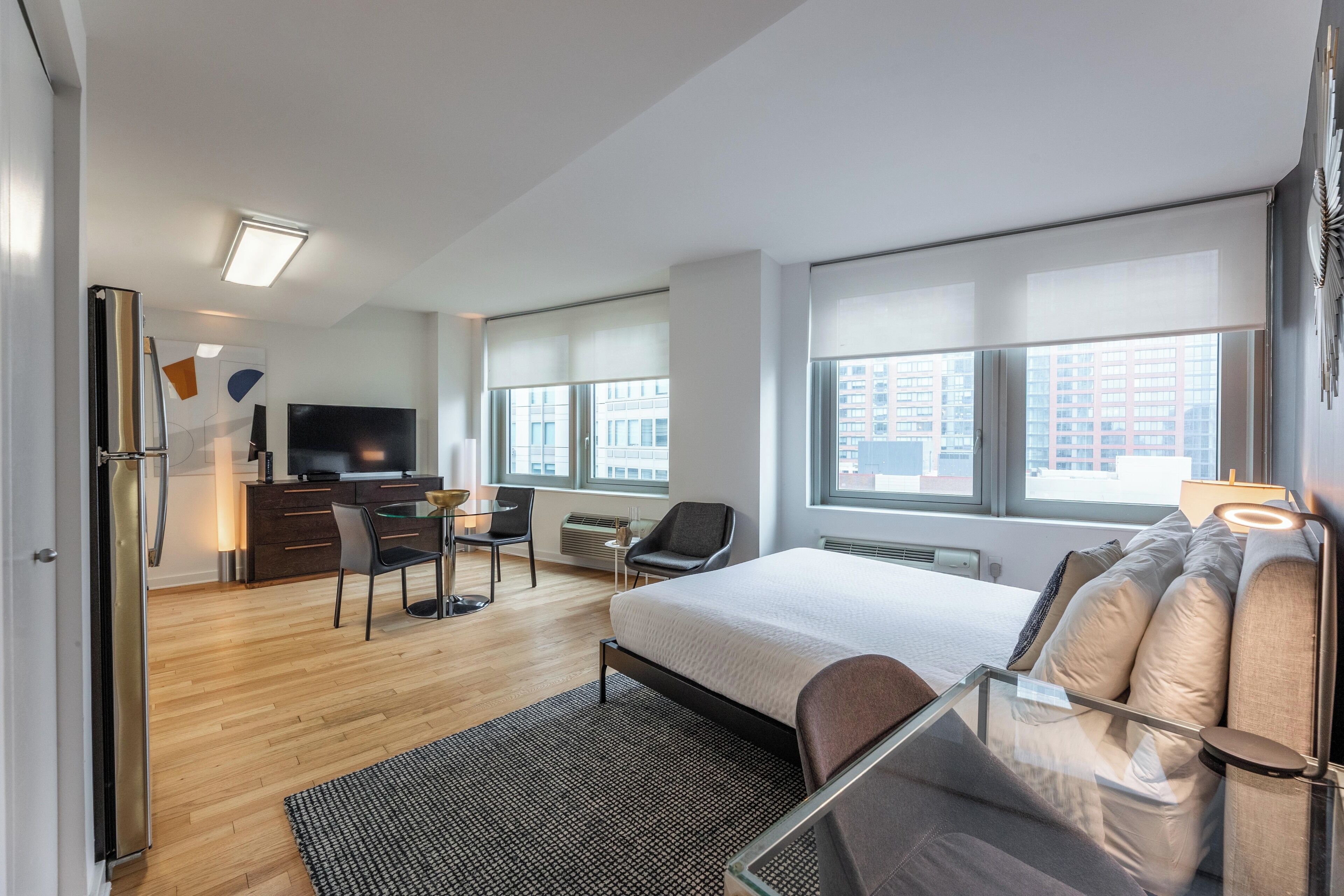 Iron/ironing board, free WiFi