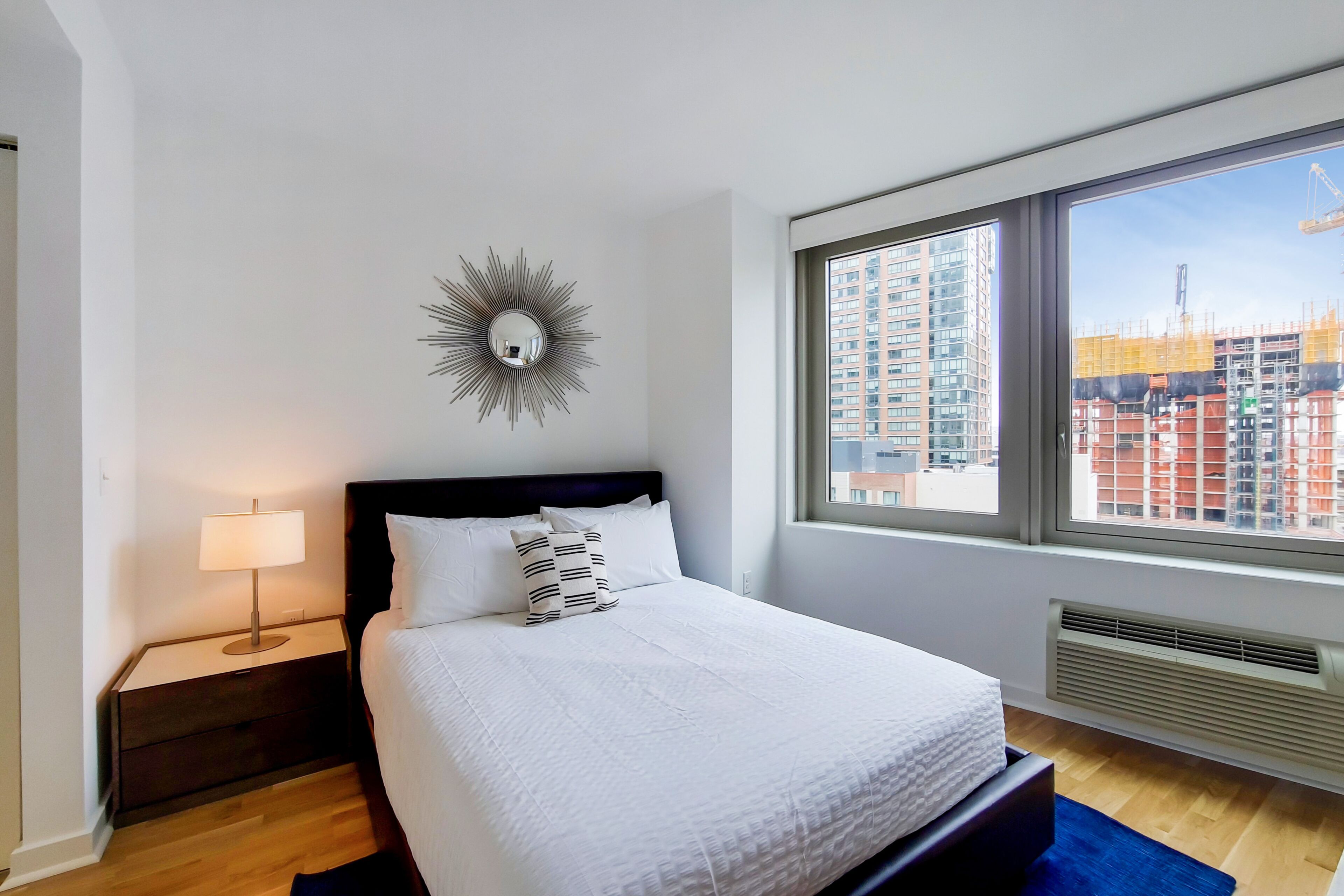 2 bedrooms, iron/ironing board, free WiFi