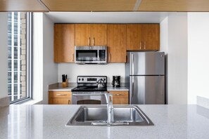 Fridge, microwave, oven, stovetop